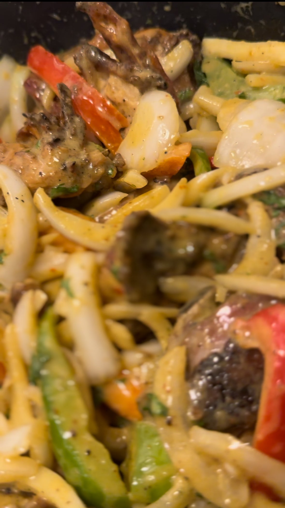 Yassa poulet grillé minimum 2 delivery 🚚 Seattle Everett +
